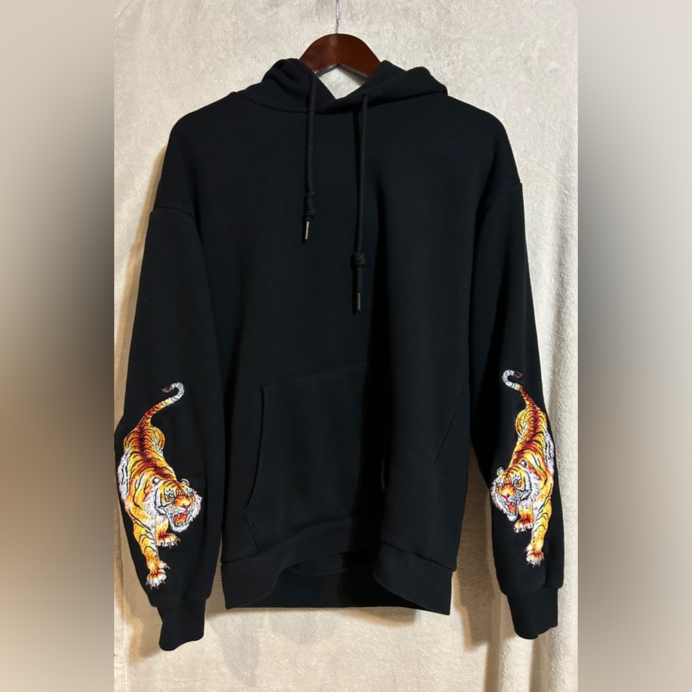 Dual Embroidered Tiger Sweatshirt